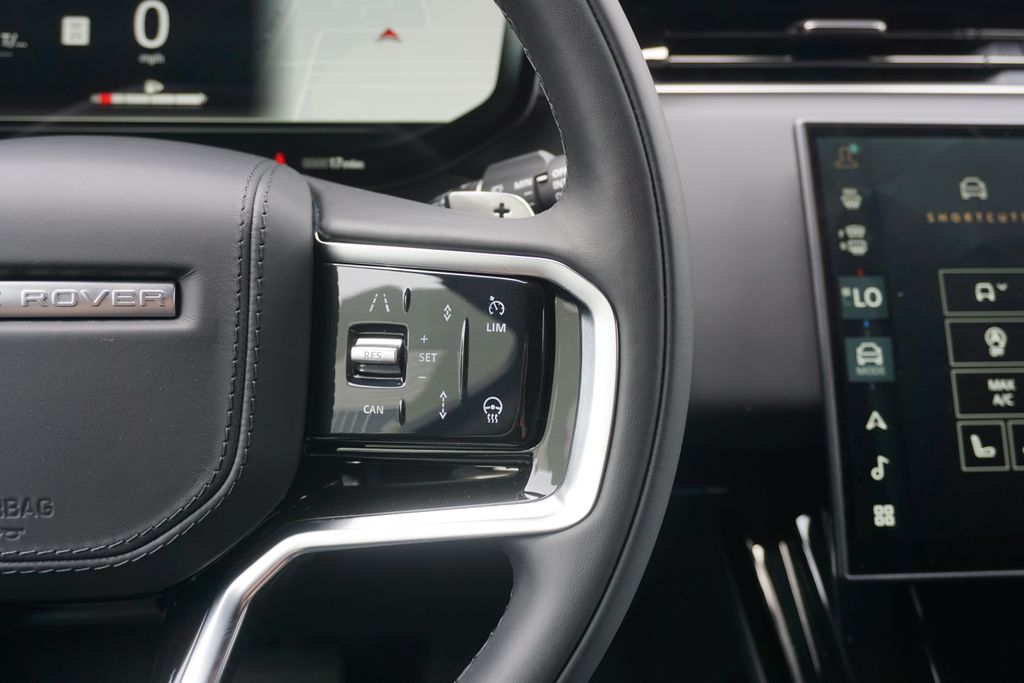 2025 Land Rover Range Rover Sport SE photo 12
