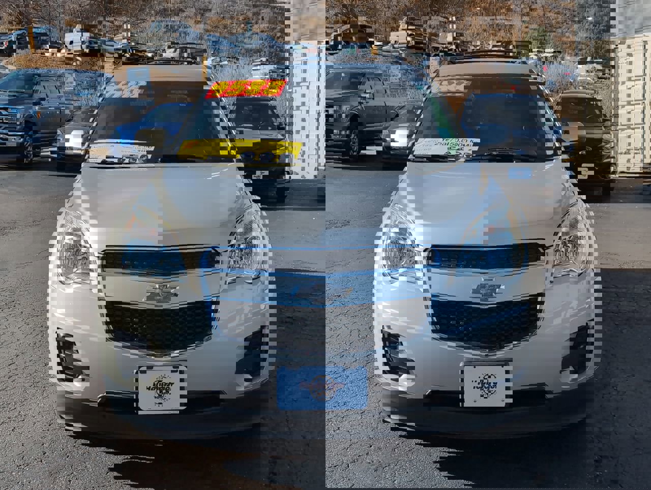 2015 Chevrolet Equinox photo 2