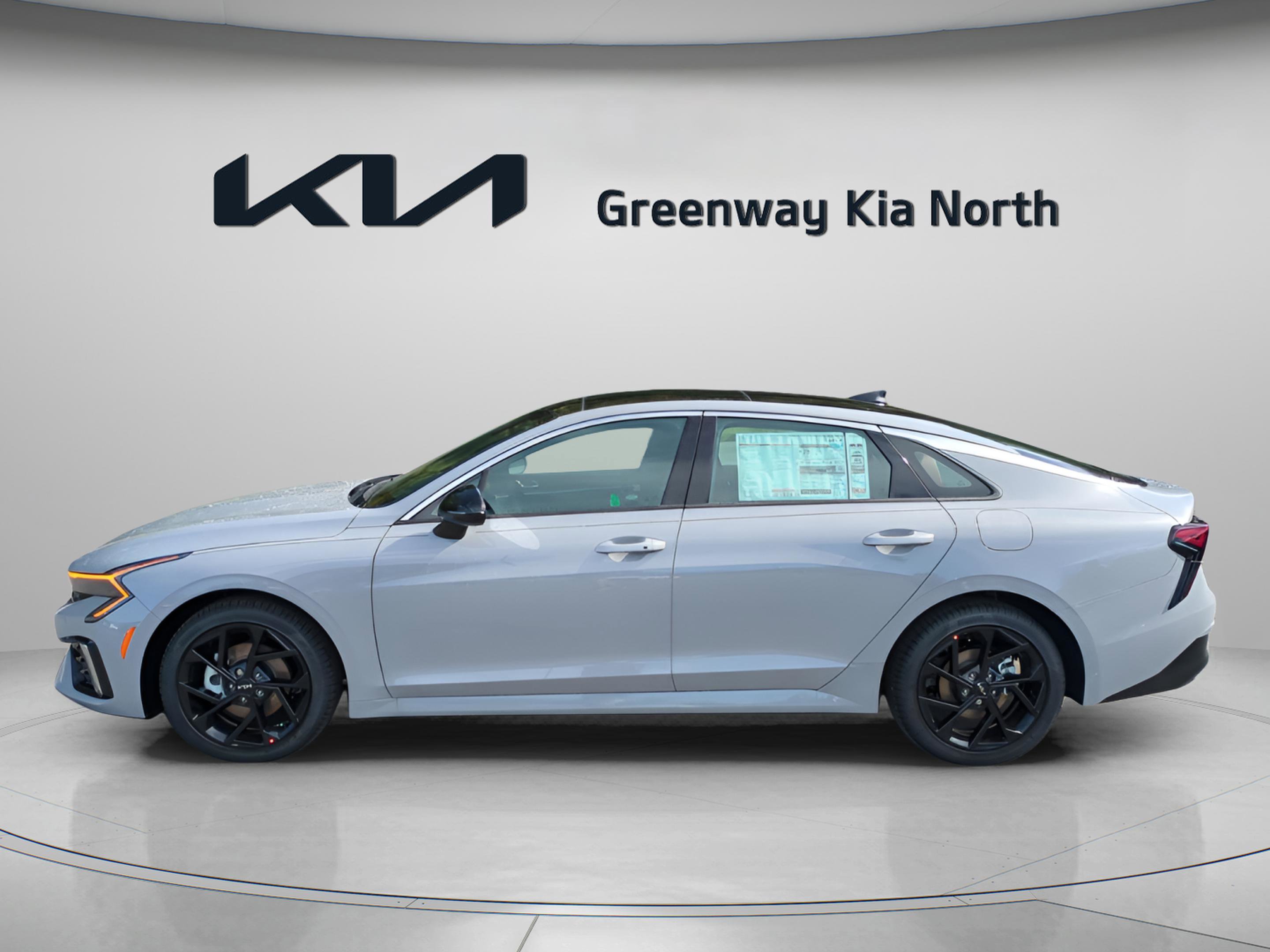 2026 Kia K5 GT-Line photo 4