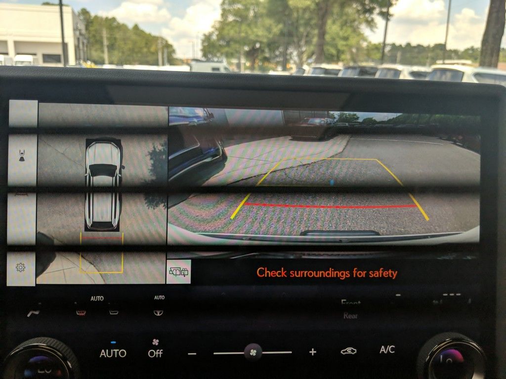 2024 Lexus GX 550 Luxury photo 6