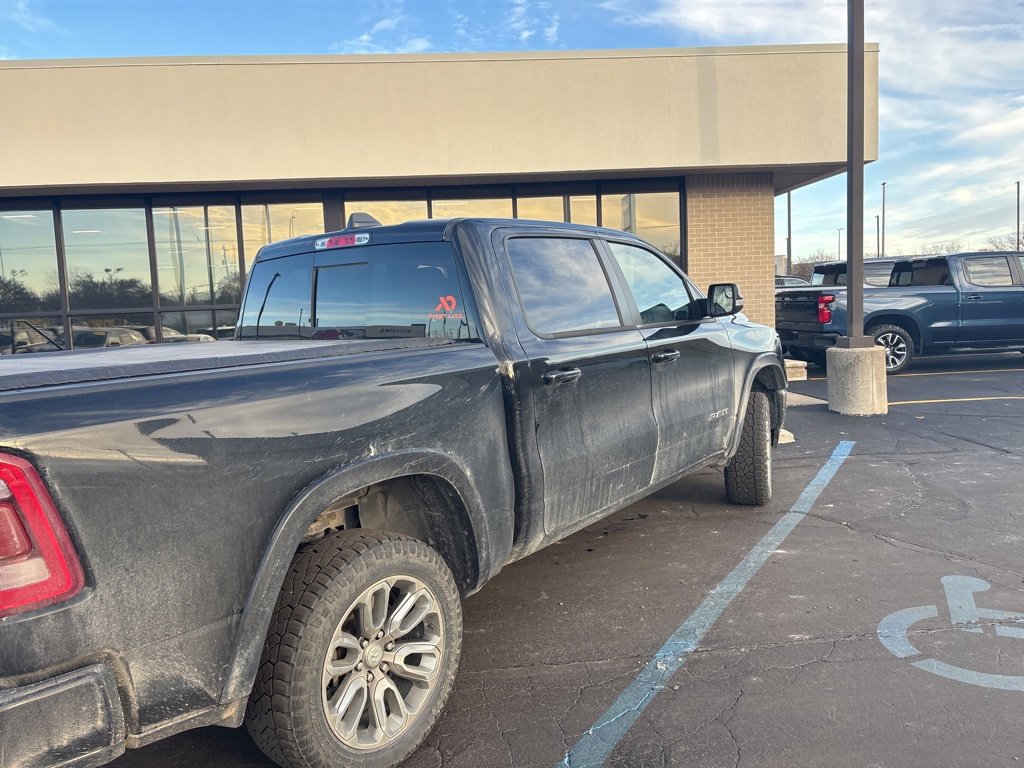 2019 Ram 1500 Laramie photo 4