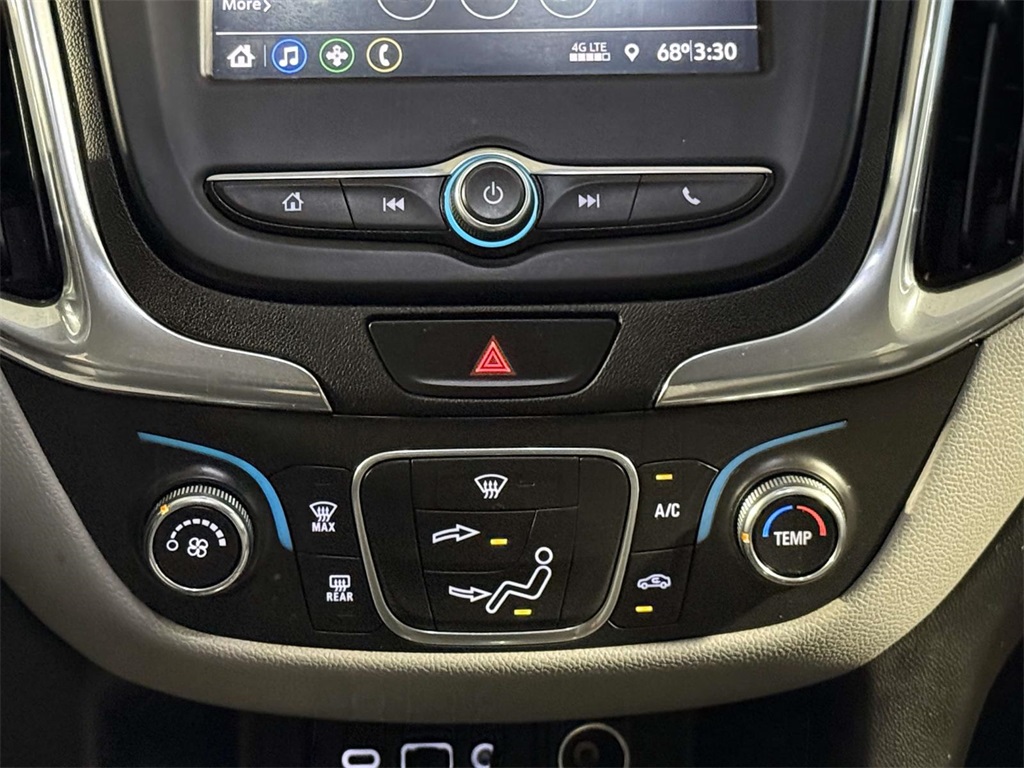 2020 Chevrolet Equinox LS photo 17