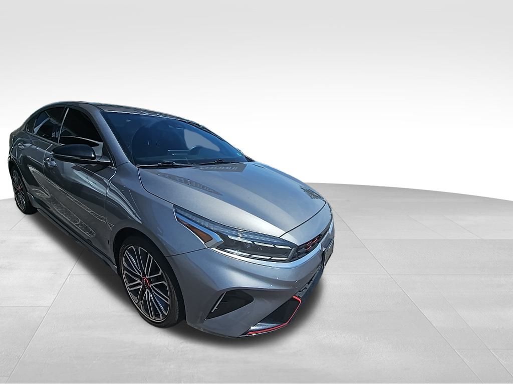 2022 Kia Forte GT photo 4
