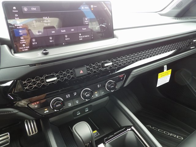 2025 Honda Accord Hybrid Sport-L photo 21
