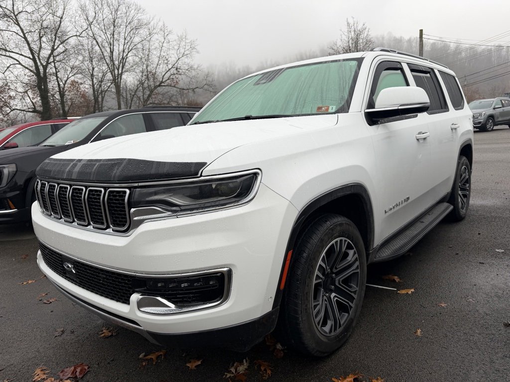 2022 Jeep Wagoneer Series III's photo