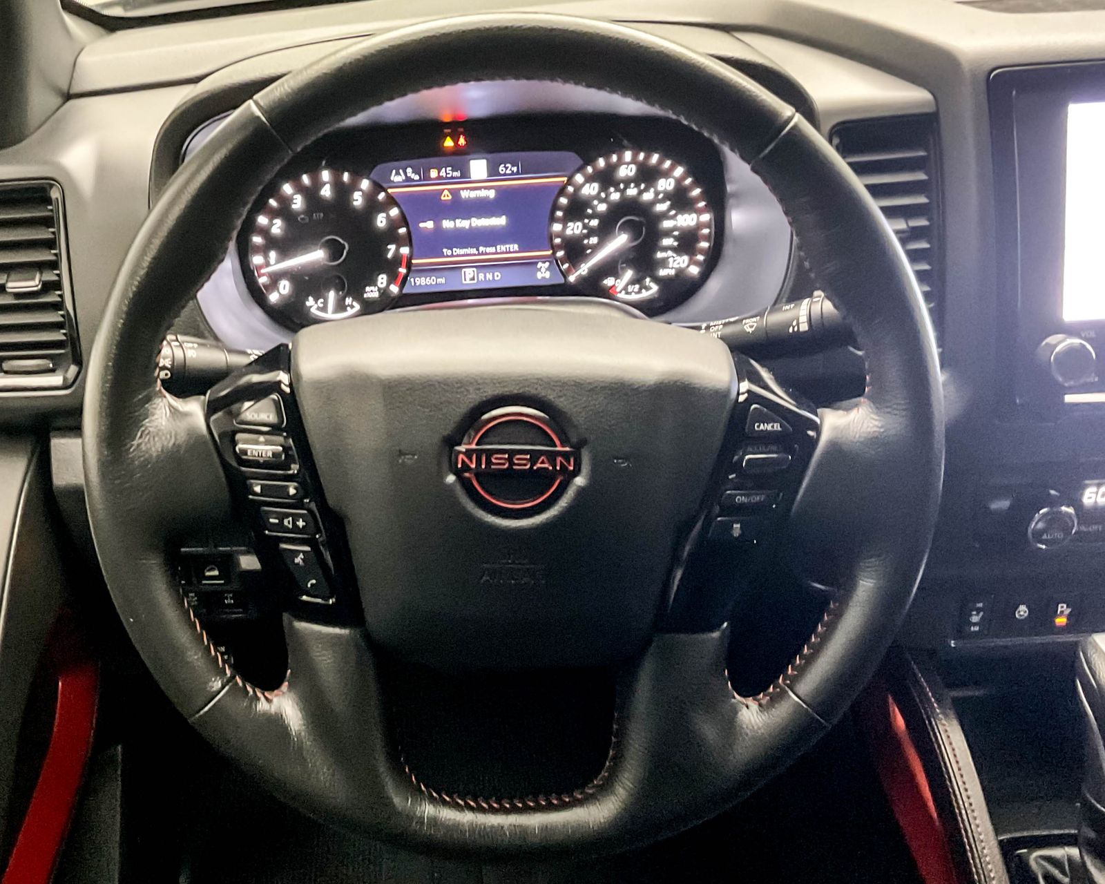 2023 Nissan Frontier PRO-4X photo 12