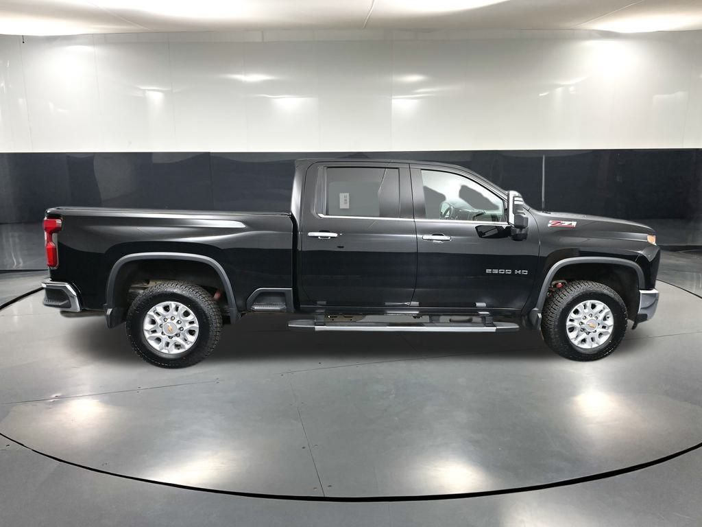 2022 Chevrolet Silverado 2500HD LTZ photo 3