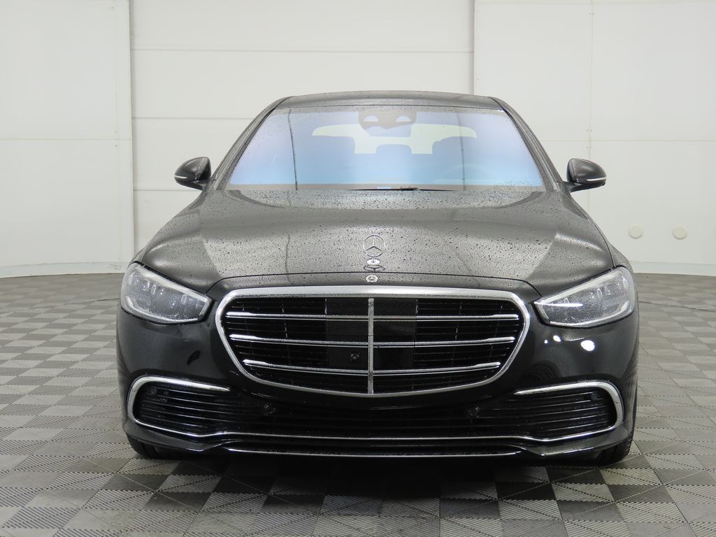 2025 Mercedes Benz S 580 4MATIC photo 2