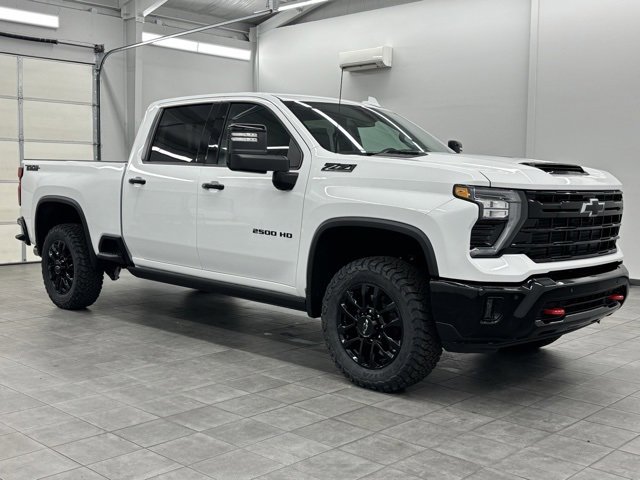 2026 Chevrolet Silverado 2500HD LTZ's photo