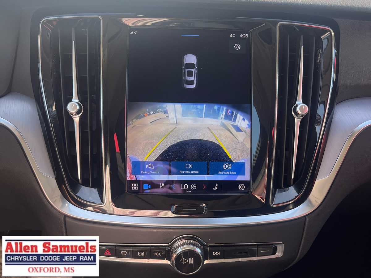 2024 Volvo S60 Core photo 26