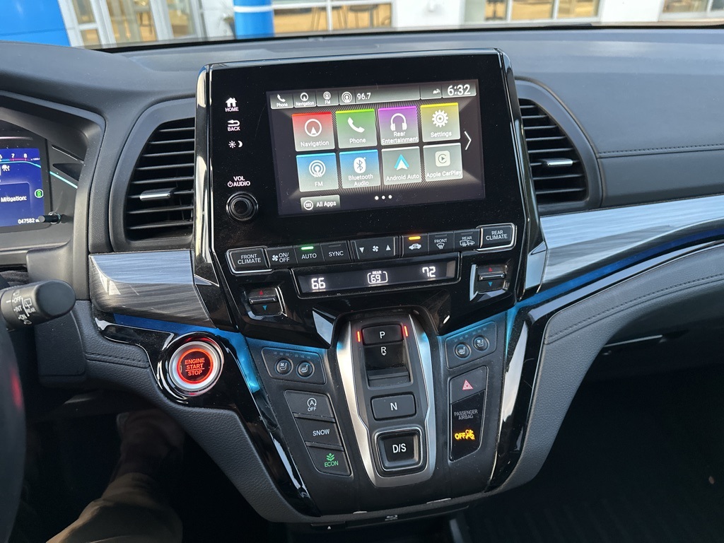 2022 Honda Odyssey Elite photo 4