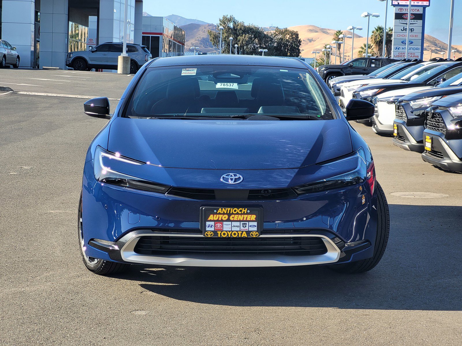 2026 Toyota Prius Plug-in Hybrid XSE photo 2