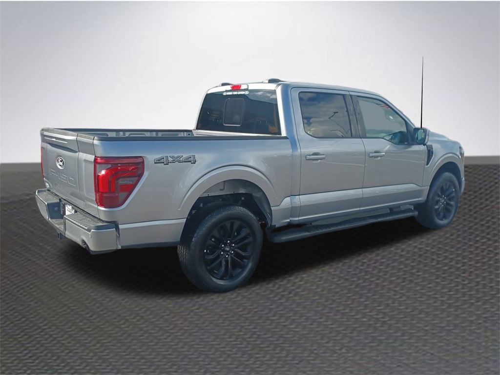 2025 Ford F-150 Lariat photo 3
