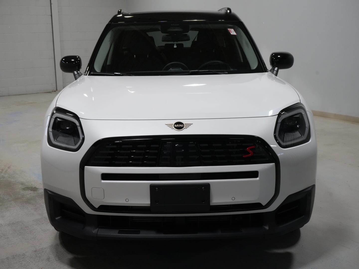 2025 MINI Countryman S's photo
