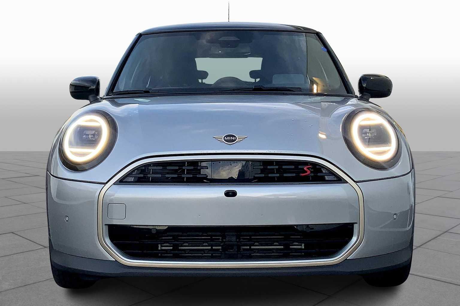 2025 Mini Cooper 2 Door Hardtop S photo 3