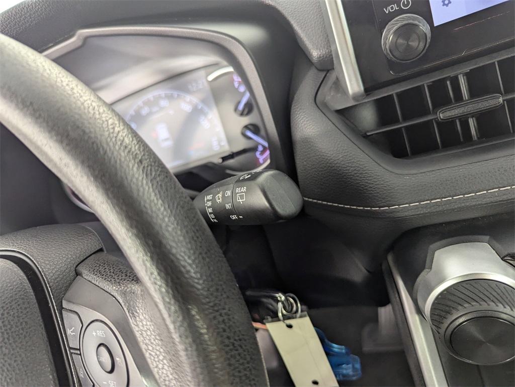 2023 Toyota RAV4 LE photo 20