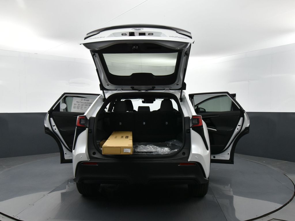 2025 Subaru Solterra Premium photo 30