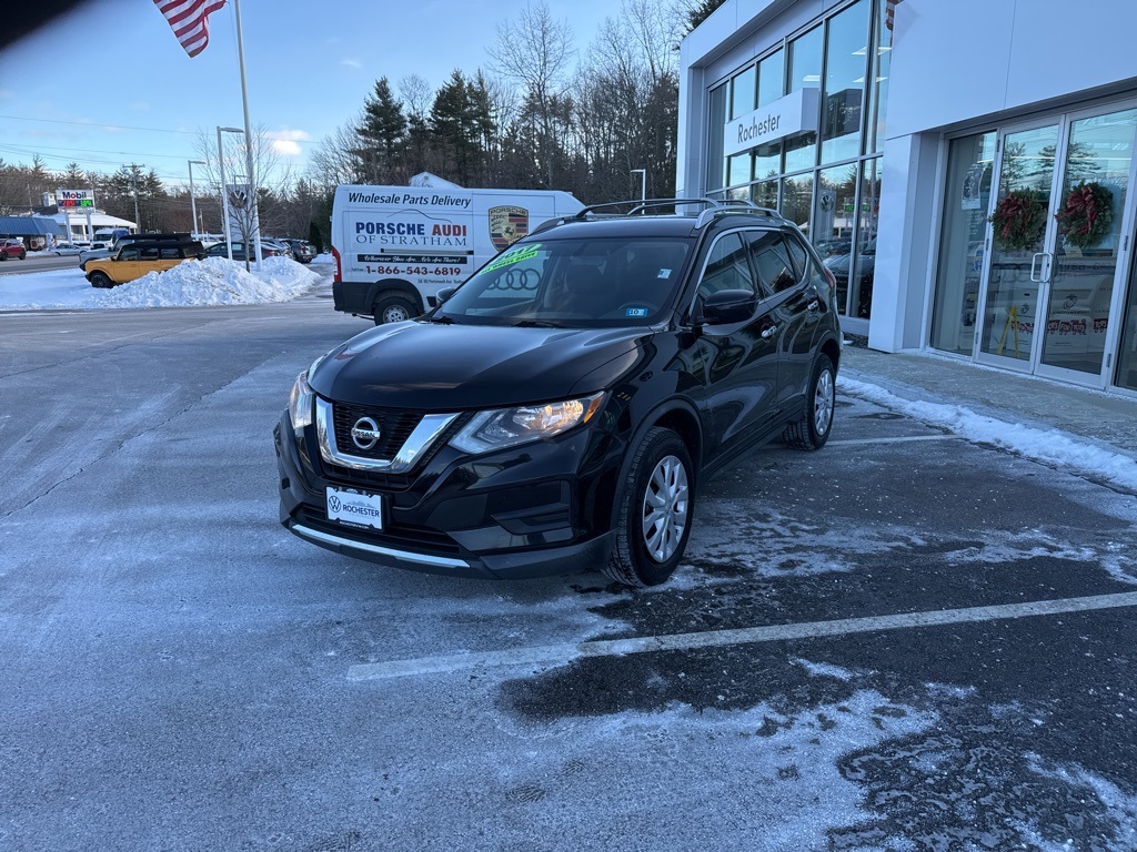 Used 2017 Nissan Rogue S with VIN KNMAT2MV1HP512737 for sale in Rochester, NH
