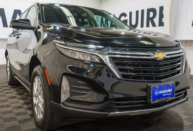 2022 Chevrolet Equinox LT photo 2