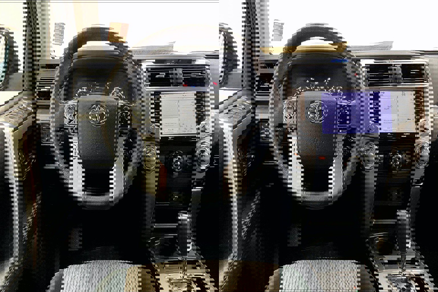 2024 Toyota 4Runner SR5 photo 4