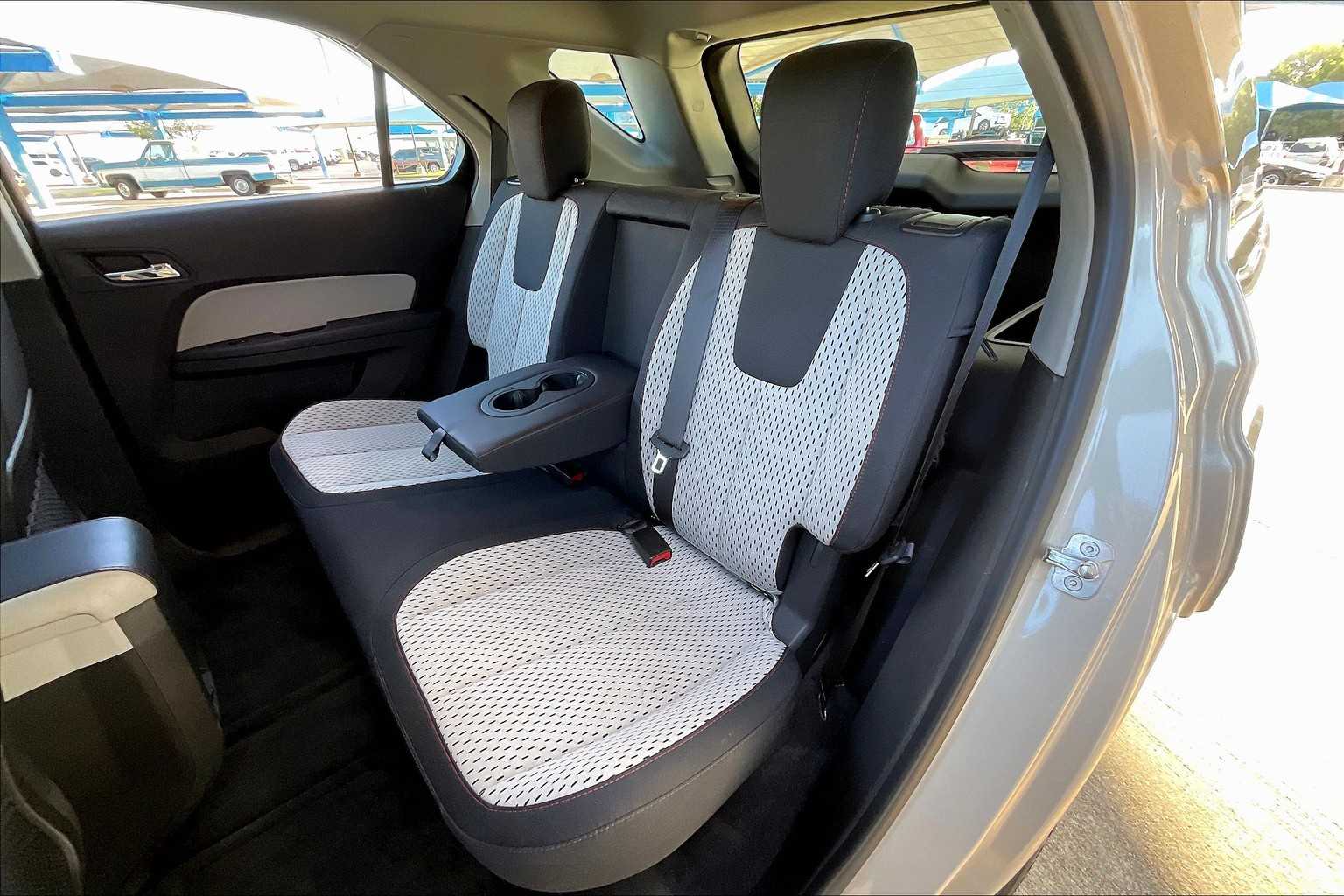 2012 Chevrolet Equinox LS photo 19