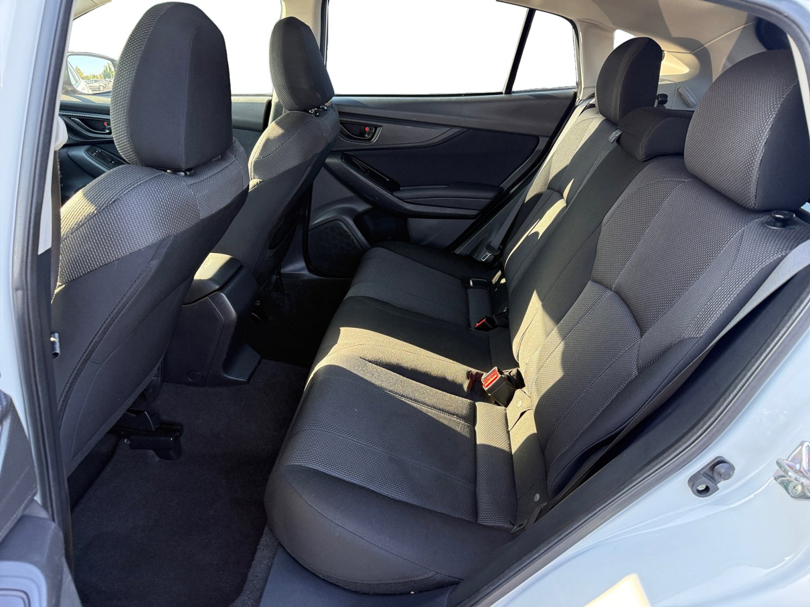 2019 Subaru Impreza 2.0i Premium photo 16