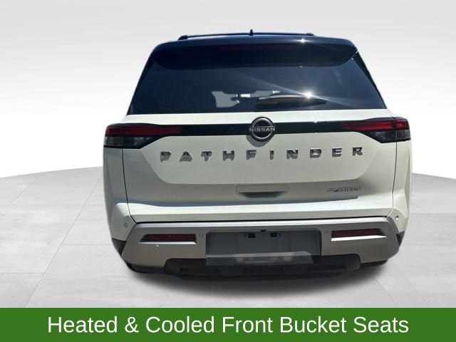 2023 Nissan Pathfinder Platinum photo 4