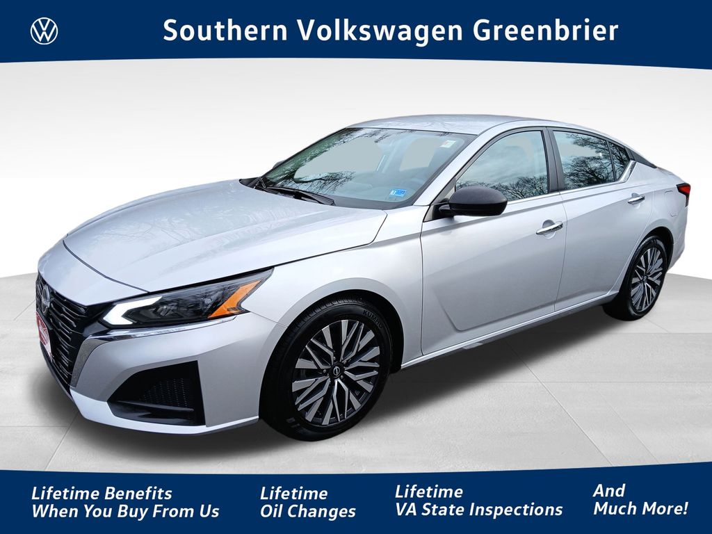 2024 Nissan Altima SV