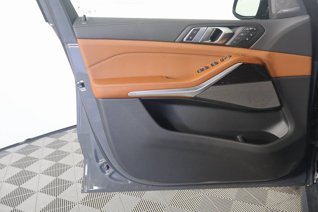 New 2026 Gray Metallic BMW M60i image 8