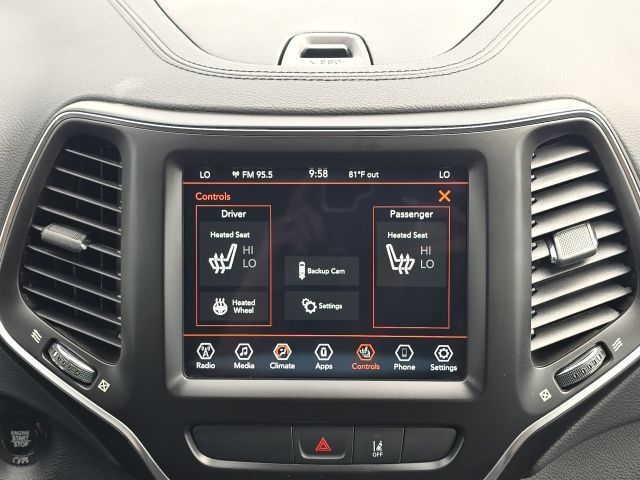 2022 Jeep Cherokee Latitude Lux photo 30