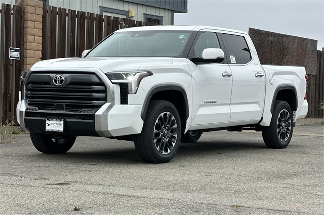 2026 Toyota Tundra Limited CrewMax photo 8
