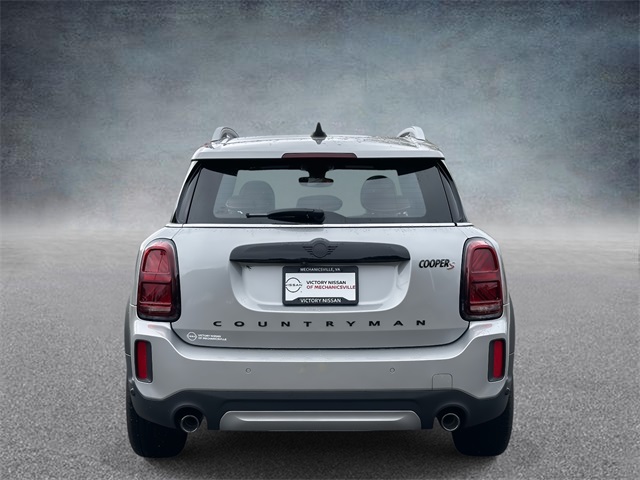 2024 Mini Cooper S ALL4 photo 2