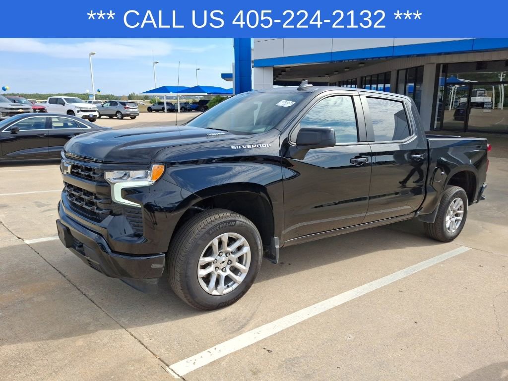 2025 Chevrolet Silverado 1500 RST photo 3