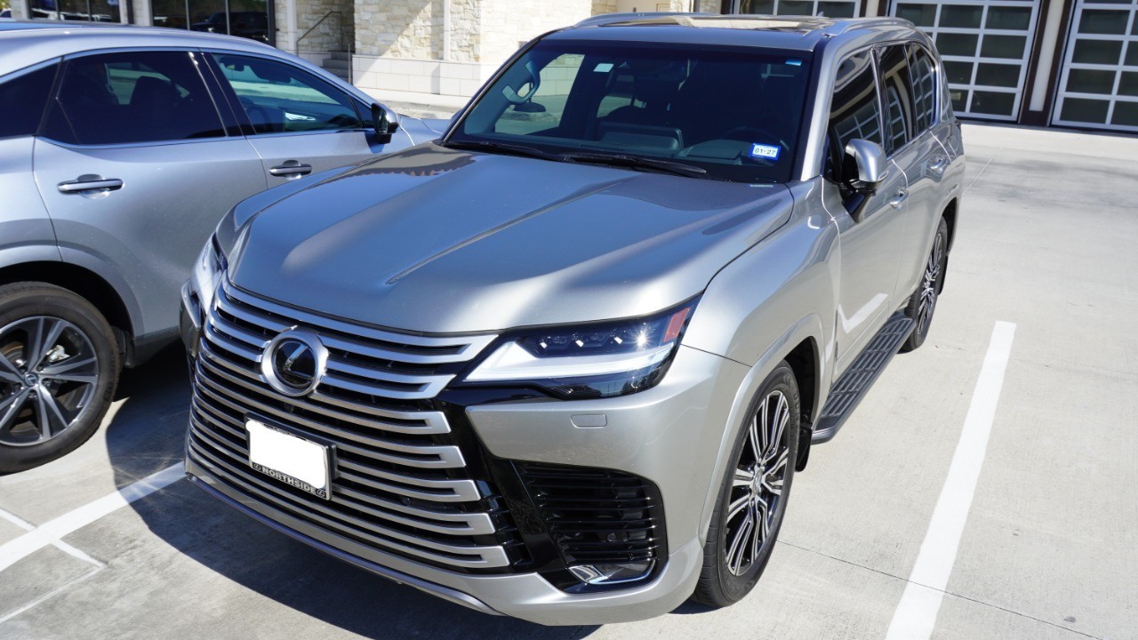 2024 Lexus LX Luxury