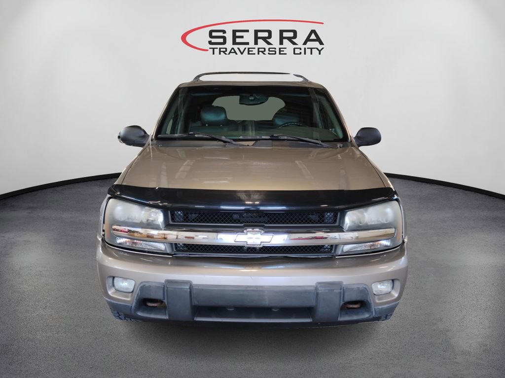 2002 Chevrolet Trailblazer LT photo 2