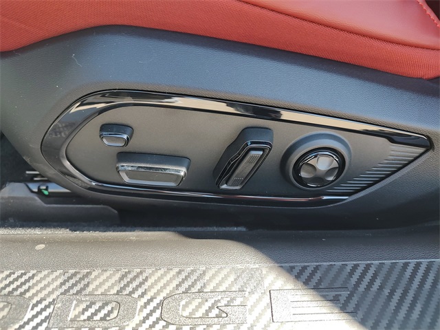 2025 Dodge Charger R/T Scat Pack photo 24