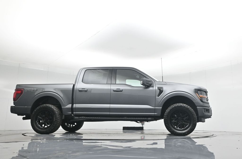 2025 Ford F-150 XLT photo 45
