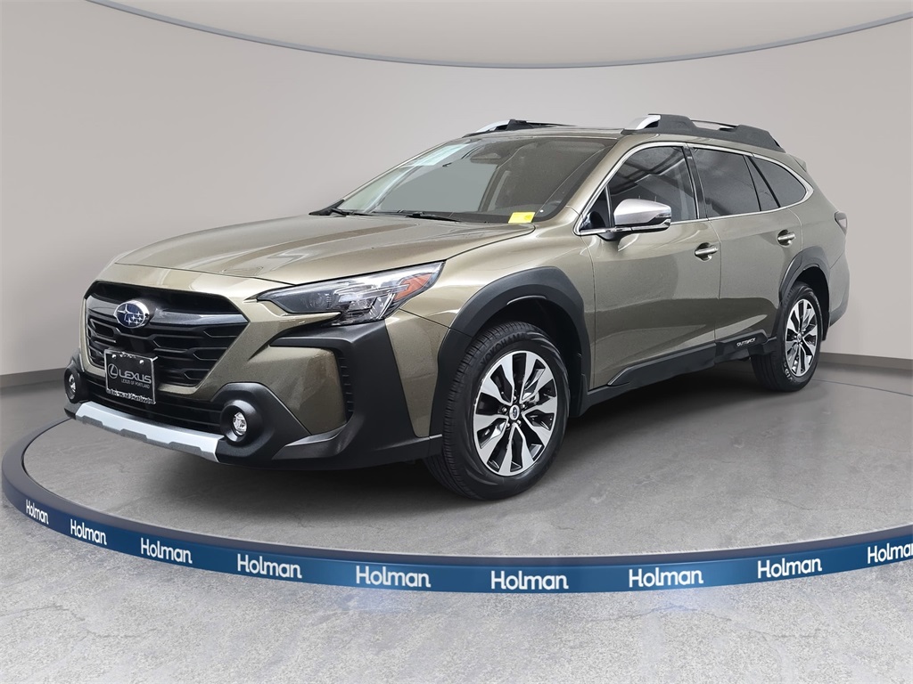 2025 Subaru Outback Touring's photo