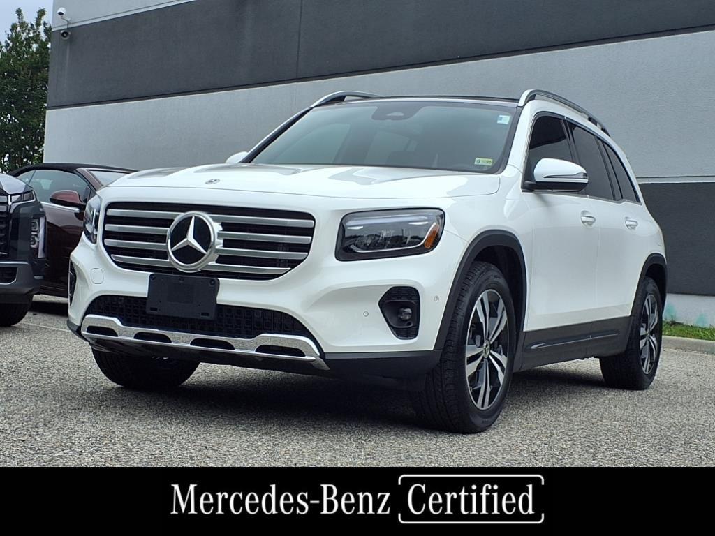 2025 Mercedes Benz GLB 250 photo 3