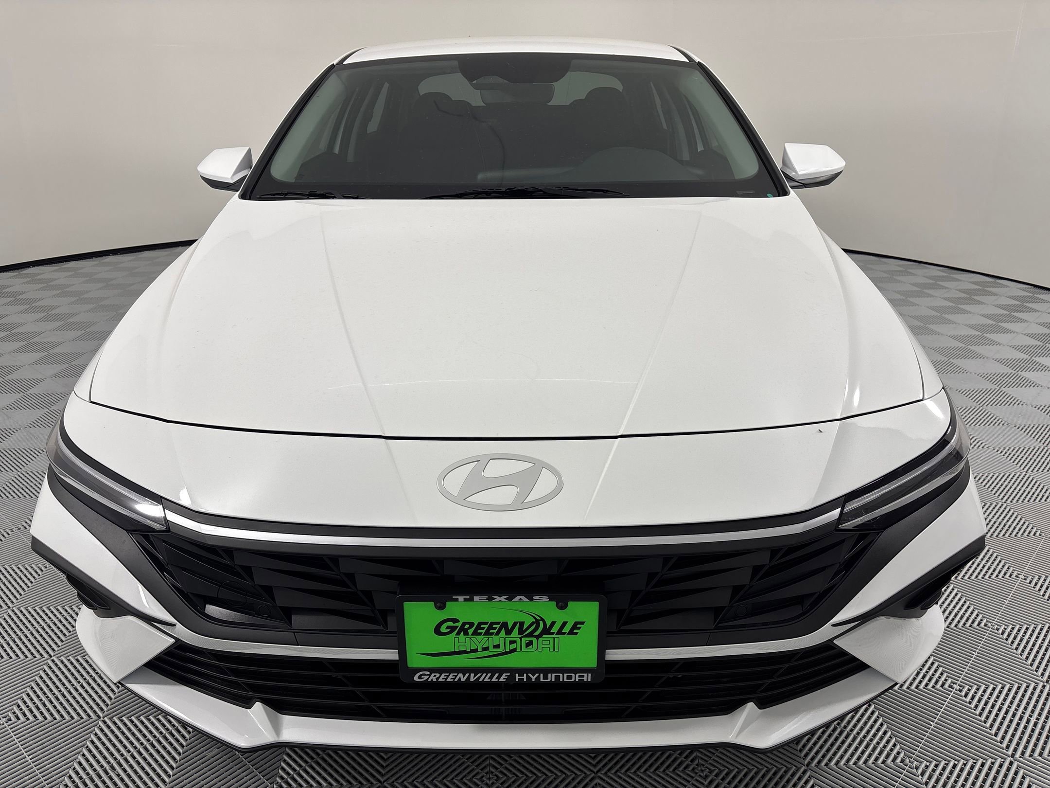 2025 Hyundai Elantra SE photo 6