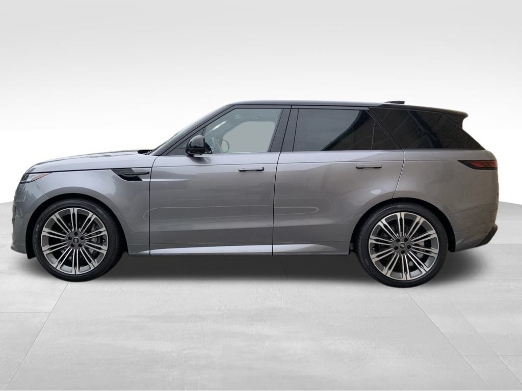 2025 Land Rover Range Rover Sport SE photo 4
