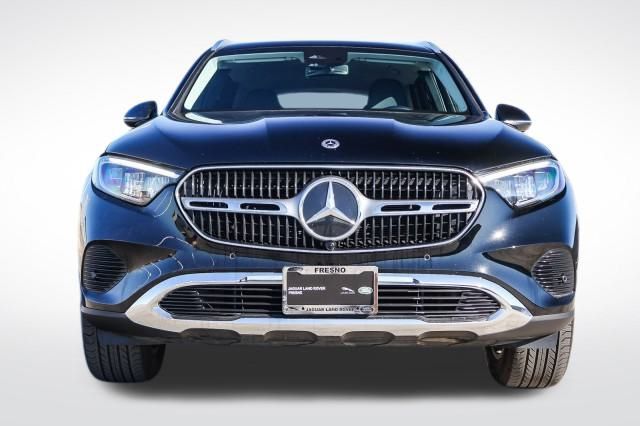 2023 Mercedes Benz GLC 300 4MATIC photo 2