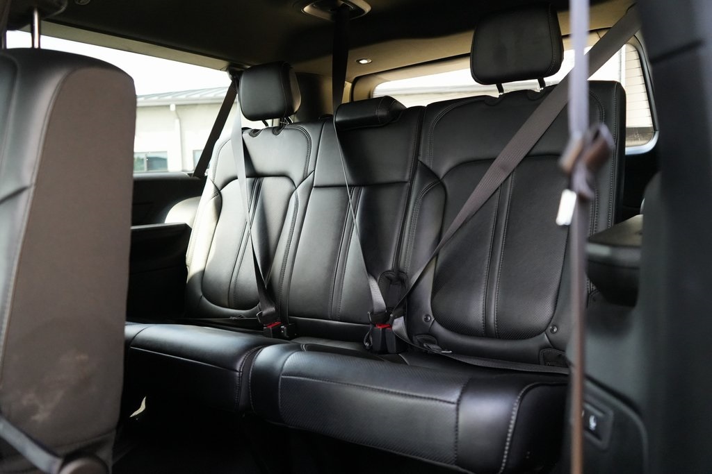 2024 Jeep Wagoneer L Series II photo 26