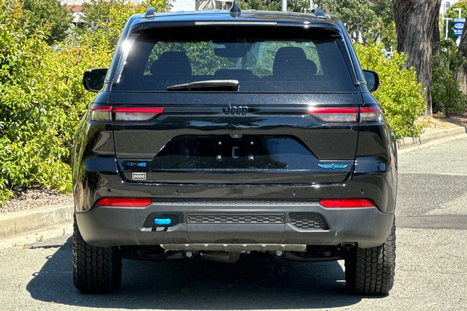 2023 Jeep Grand Cherokee Trailhawk 4xe photo 3