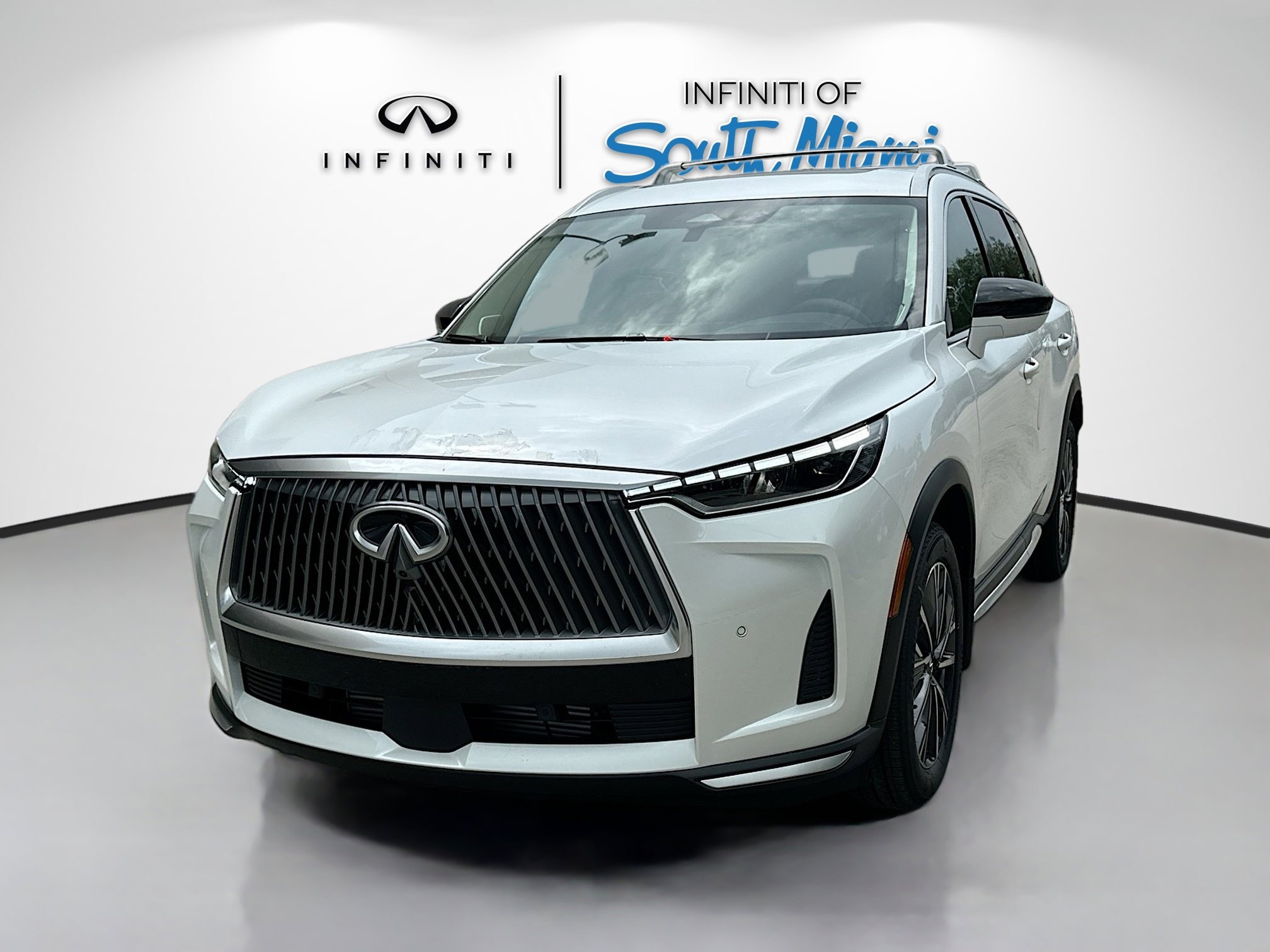 2026 Infiniti QX60 Luxe photo 3
