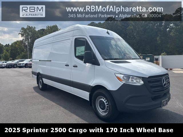2025 Mercedes-Benz Sprinter Cargo Van Base's photo