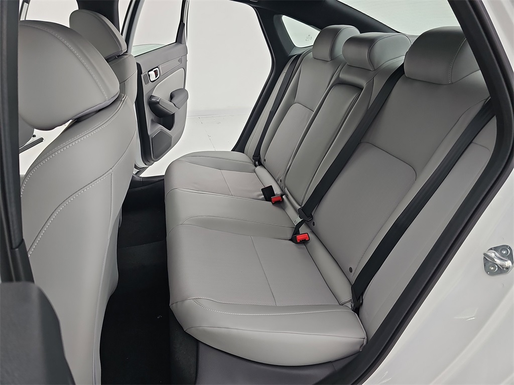 2025 Honda Civic Hybrid photo 15