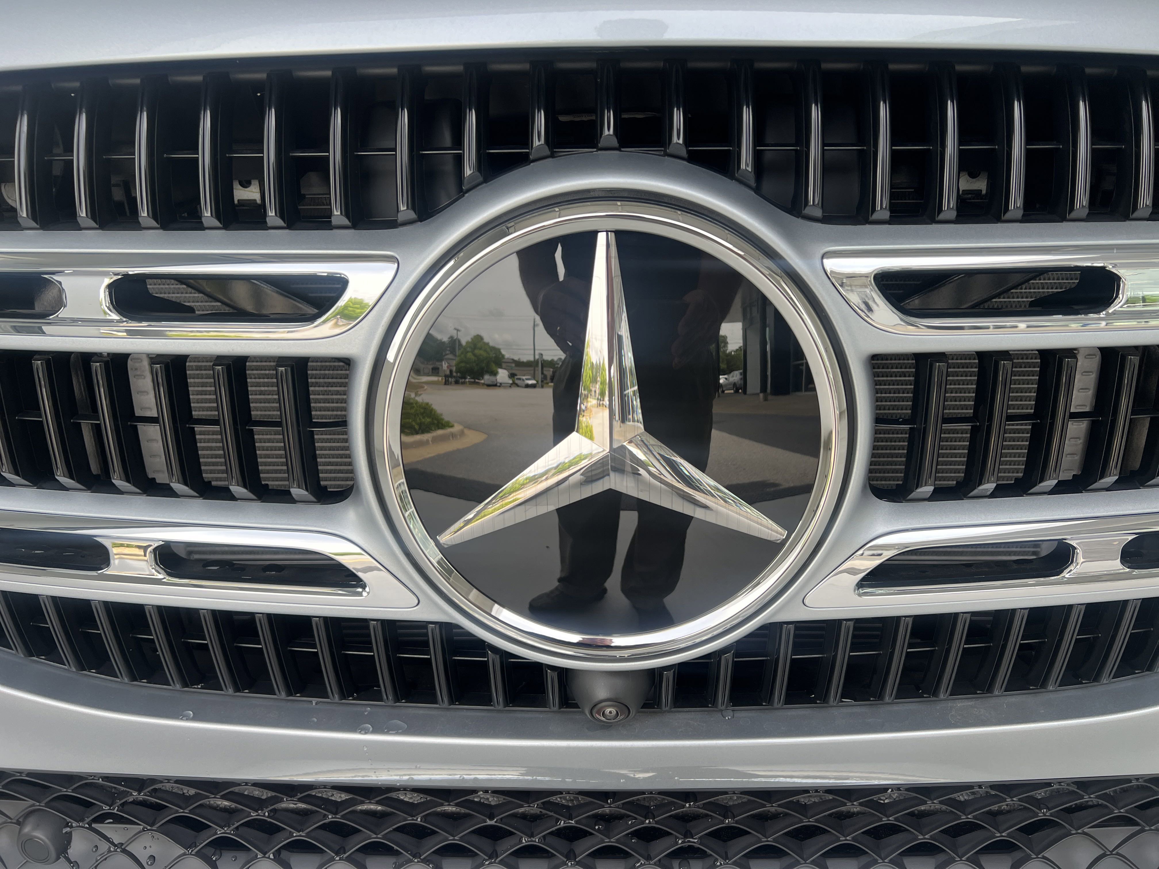 2025 Mercedes Benz GLE 450e 4MATIC photo 4