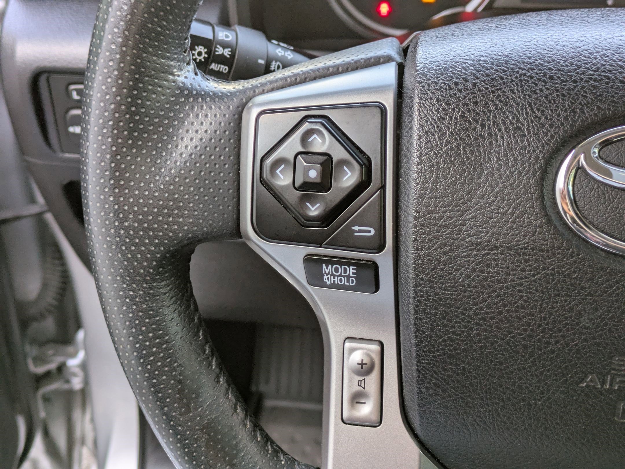 2017 Toyota 4Runner Limited SR5 Premium TRD Pro photo 16