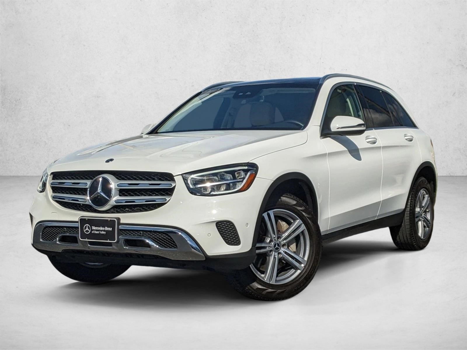 2022 Mercedes-Benz GLC GLC300's photo